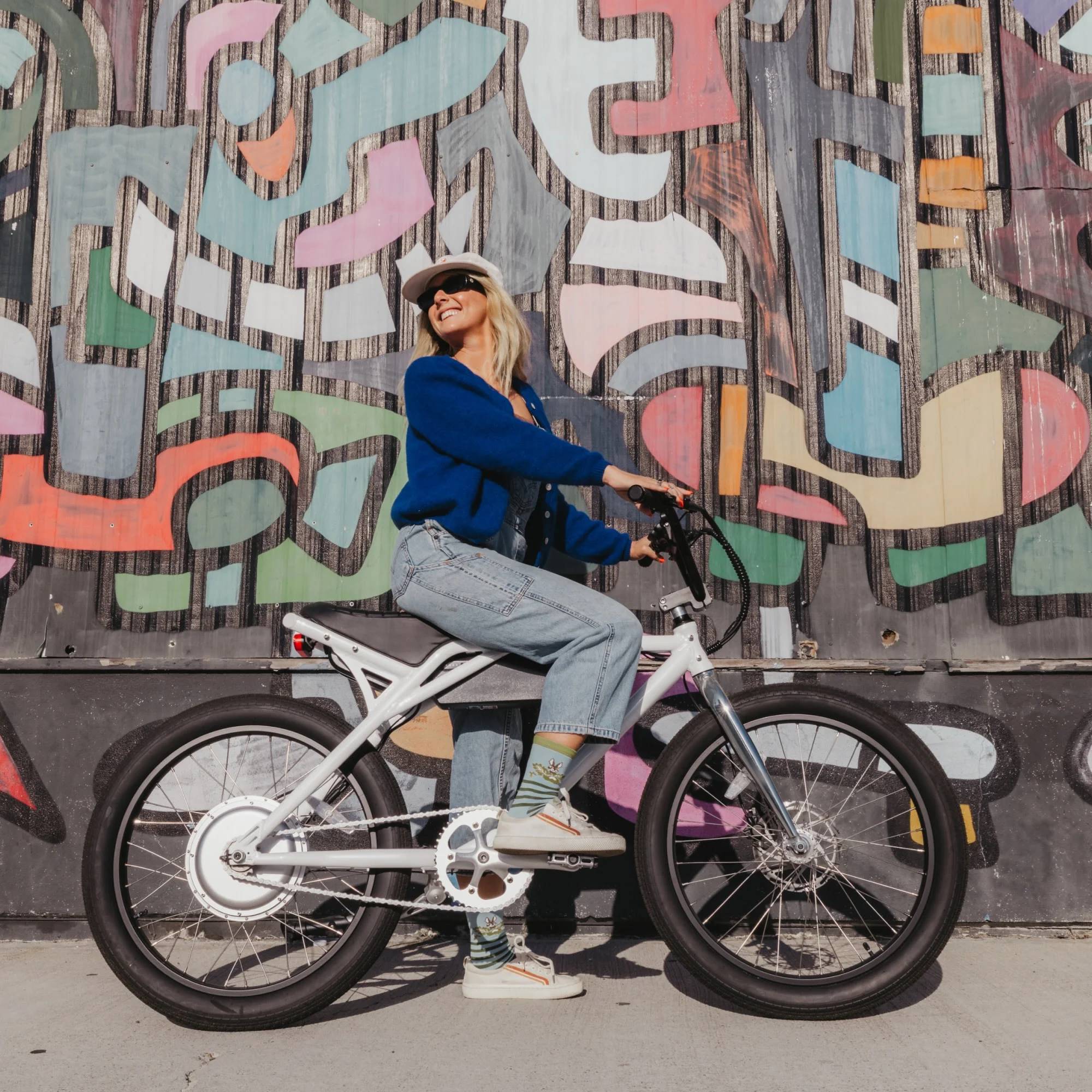 Women's Animal Haus Crew Lightweight Lifestyle Socks - Image 3